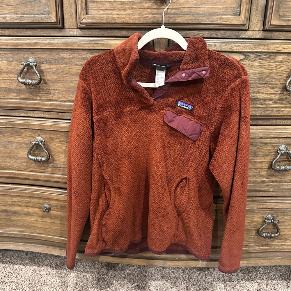 Patagonia Brick Red Fleece Pullover
